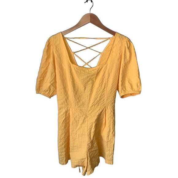 ASOS Yellow Seersucker Puff Sleeve Lace Up Back Romper - Picture 3 of 12
